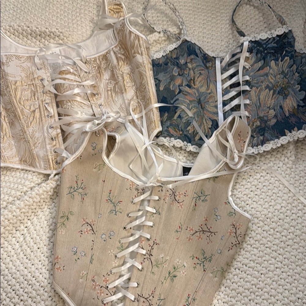 Floral Lace-Up Corset Tops